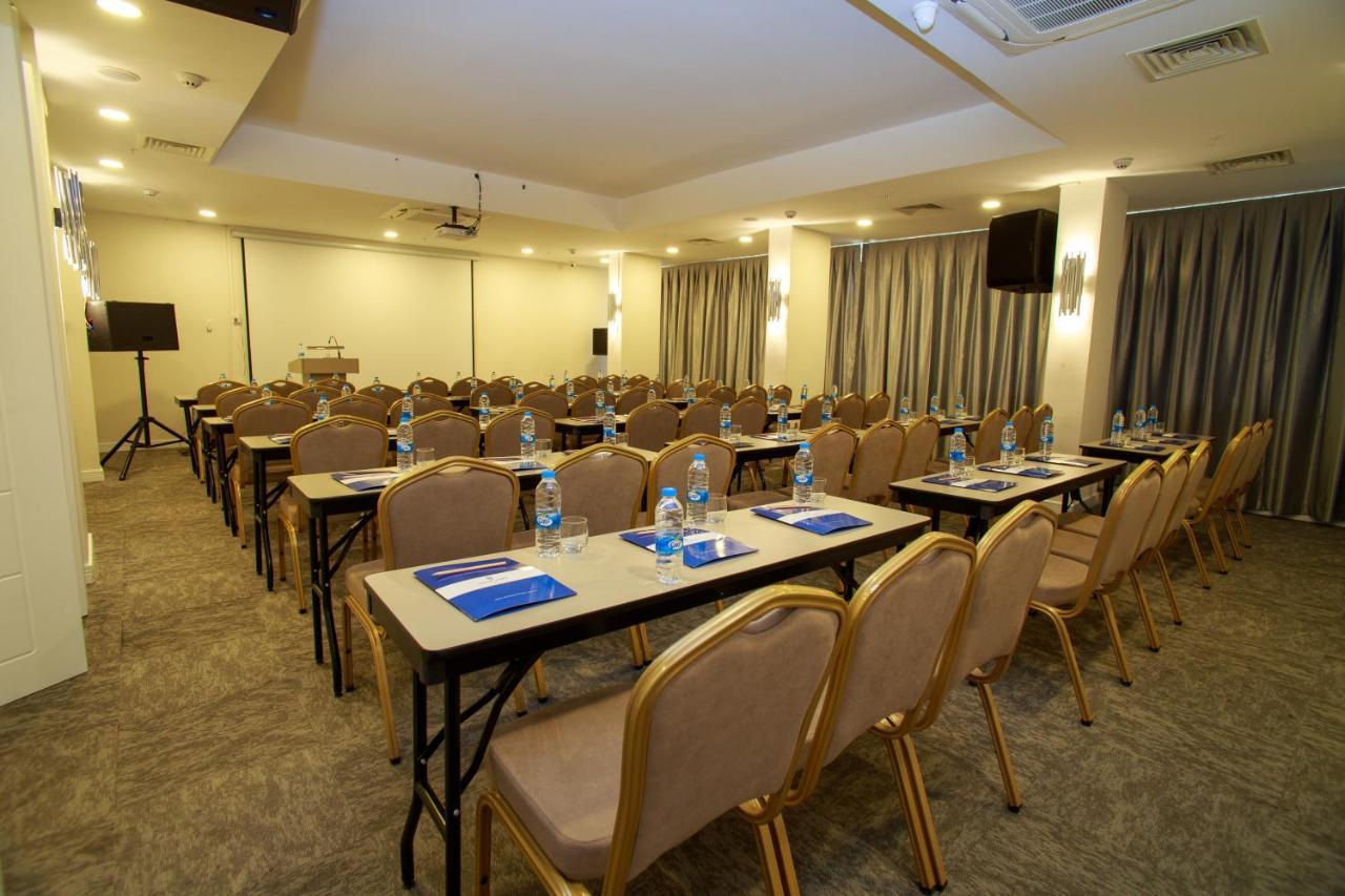 BW Izmir Hotel Luaran gambar